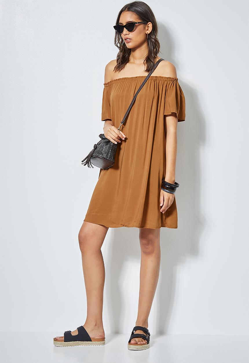 Superbalist - Mini off the shoulder dress -tobacco 