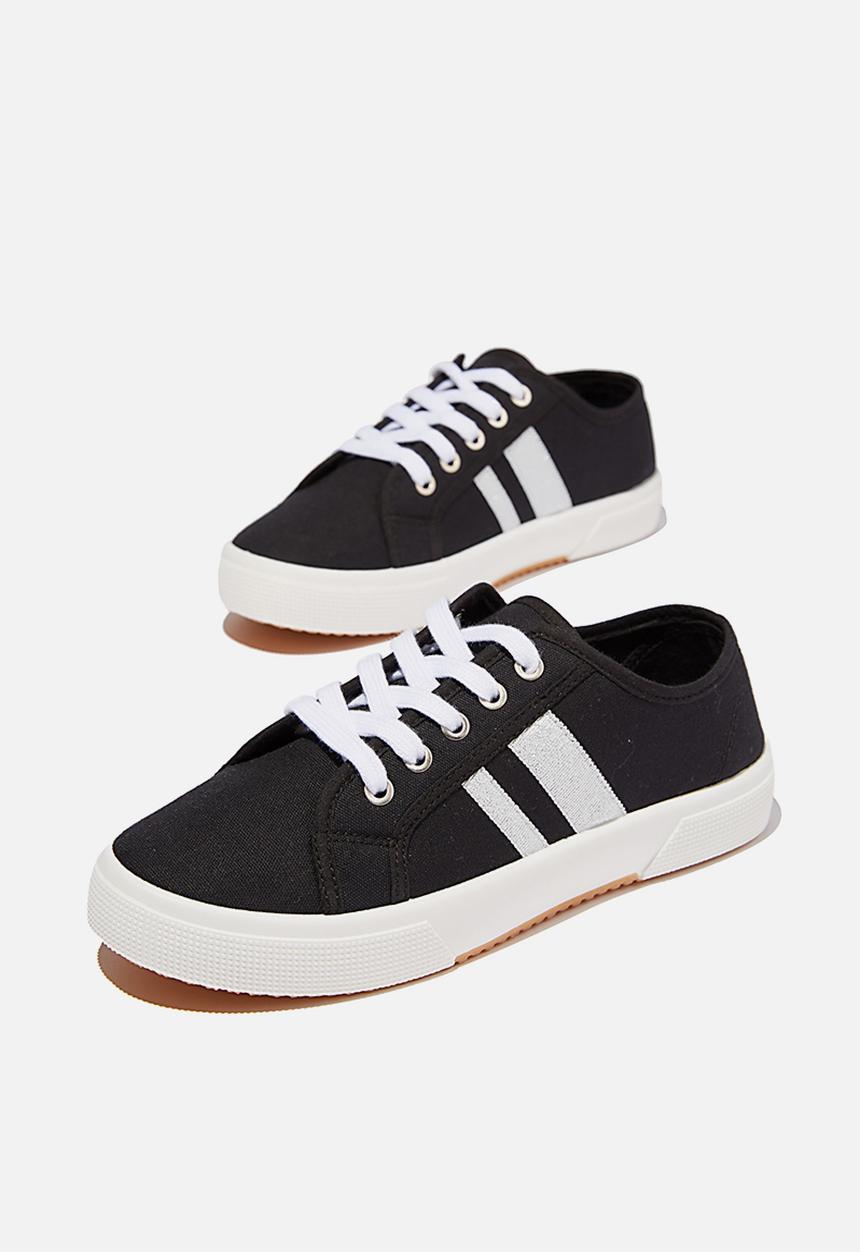 Cotton On - Lisa lace up plimsoll - black 