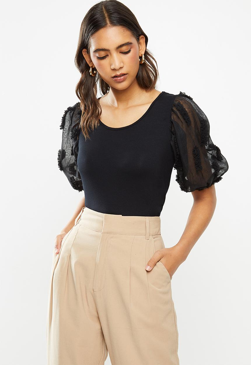 Me&B - Combo tee with 3d organza puff sleeves - black 