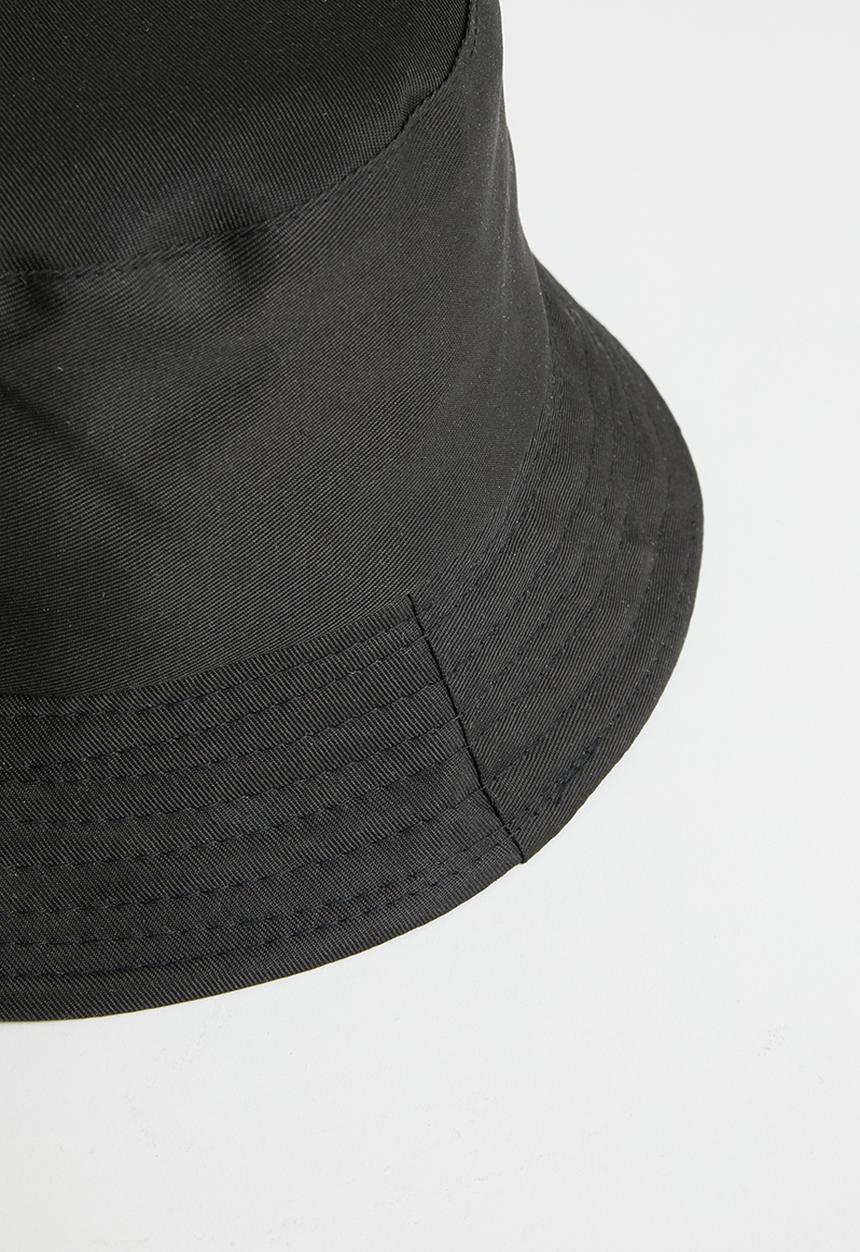 Superbalist - Owen bucket hat - black
