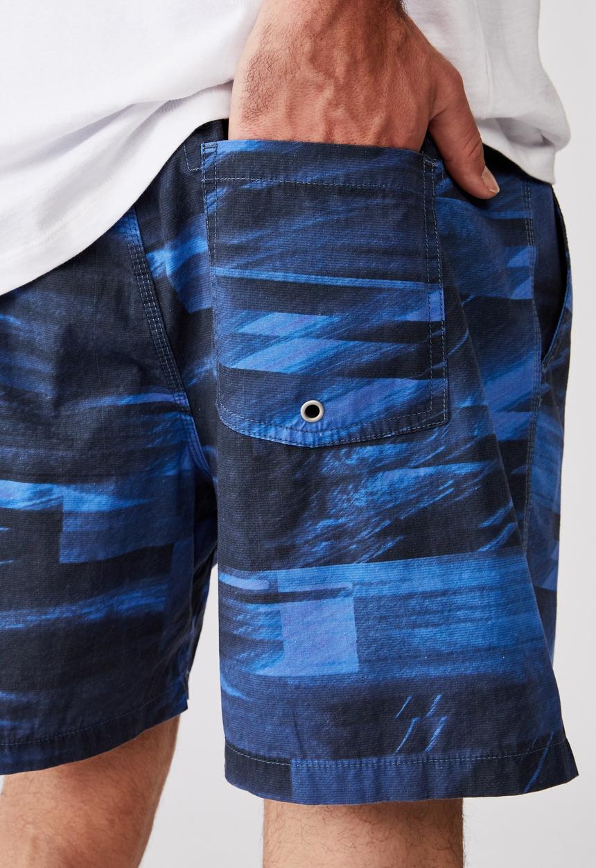 Cotton On - Kahuna short - blue & black 
