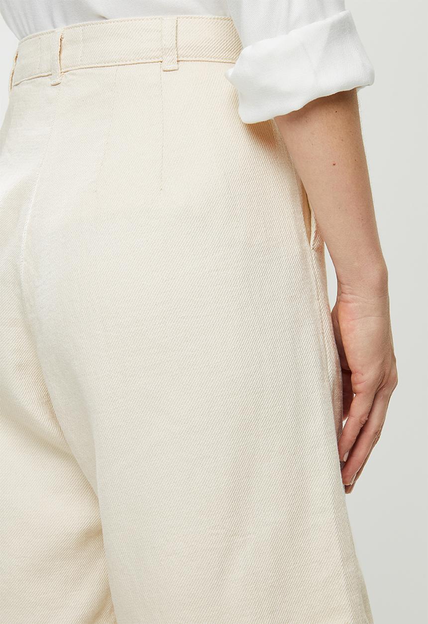 Vero Moda - Olympia highrise wide long shorts - neutral