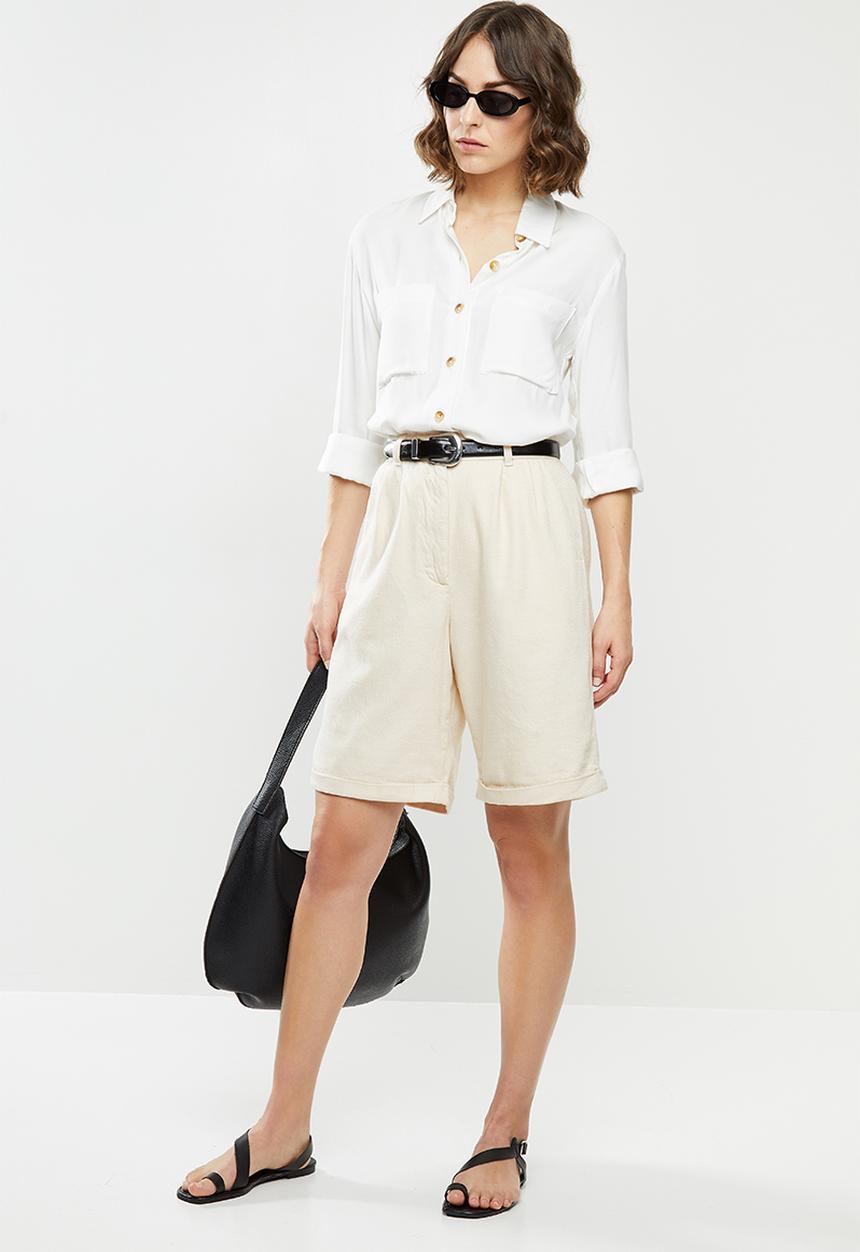 Vero Moda - Olympia highrise wide long shorts - neutral