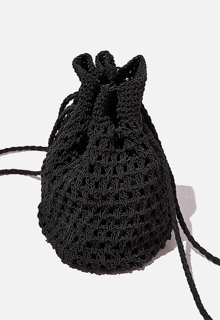 Rubi - Macrame knit bucket bag - black