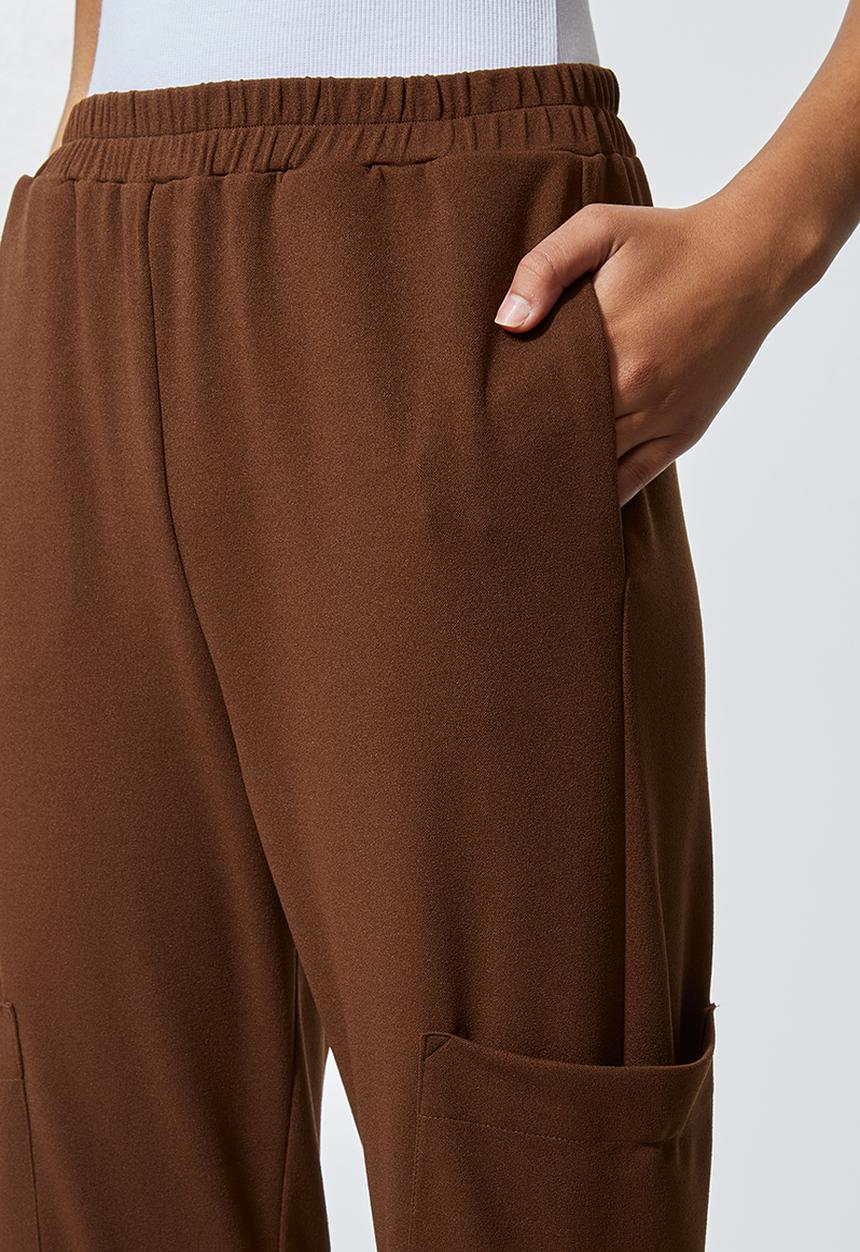 Superbalist - Crepe scuba jogger - brown