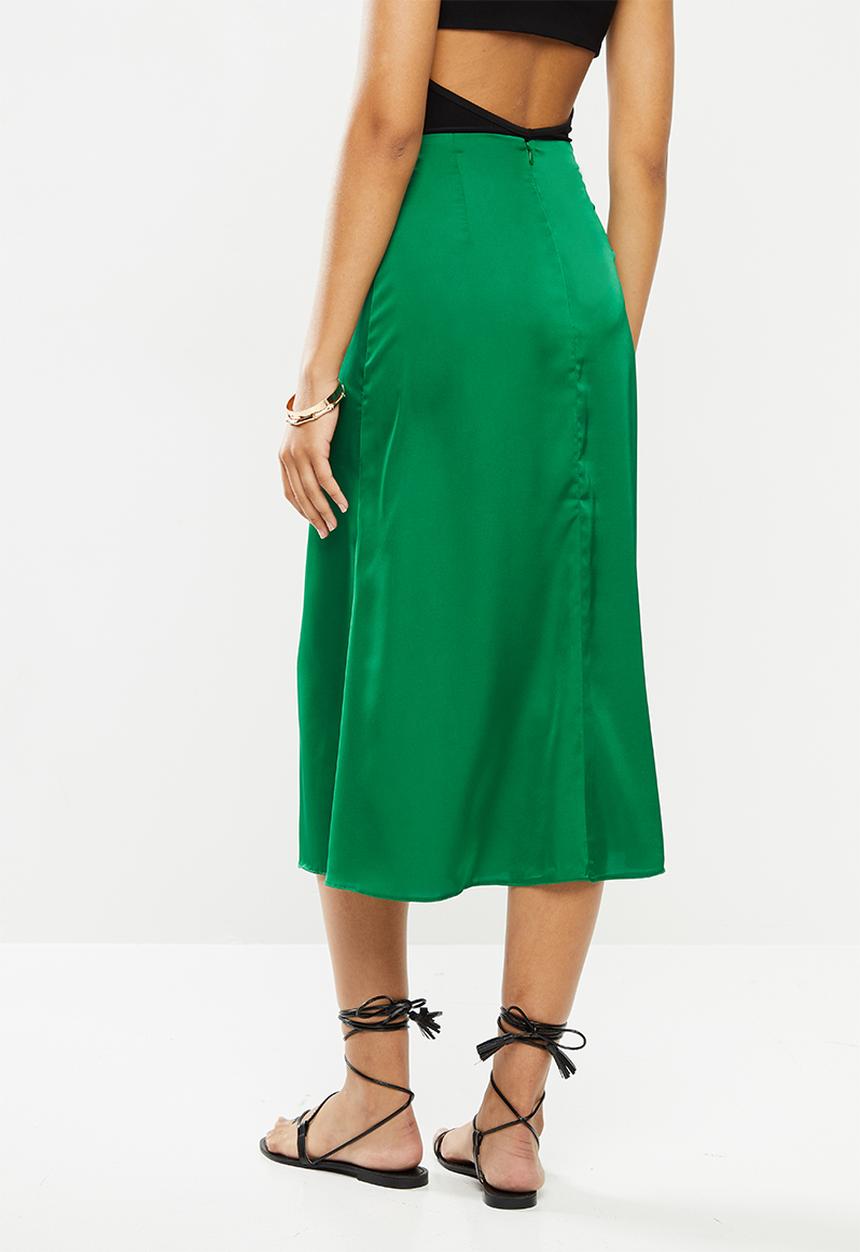 VELVET - Midi satin slip skirt with slit - green