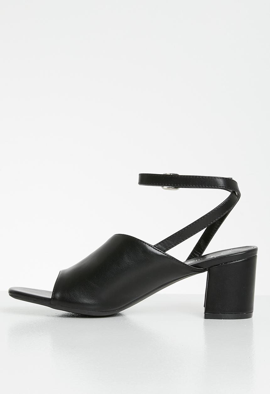 Butterfly Feet - Netherlands heel - black