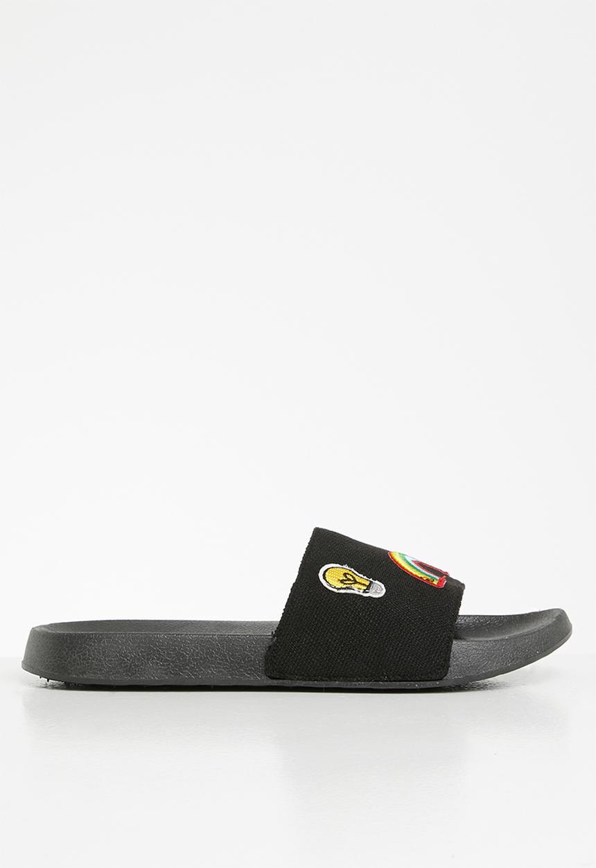 Public Desire - Kendal slide - black