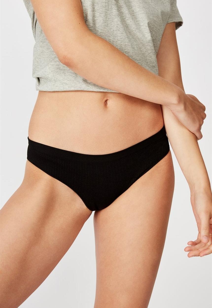 Cotton On - Seamfree rib brasiliano brief - black