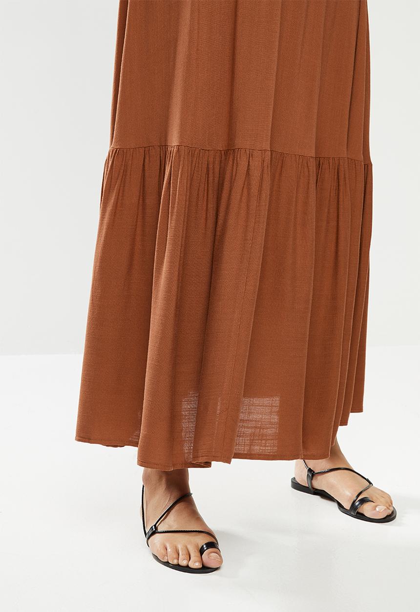 edit - Belted textured tiered maxi skirt - rust