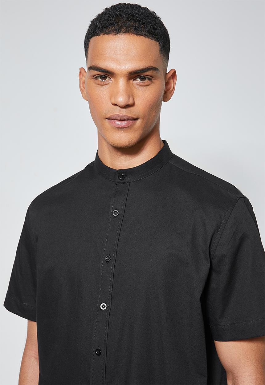 Superbalist - Regular fit mandarin short sleeve shirt - black