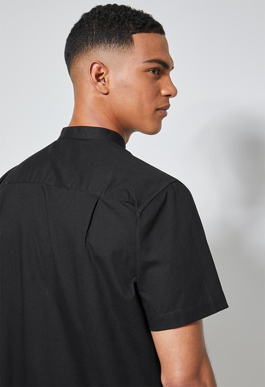 Superbalist - Regular fit mandarin short sleeve shirt - black