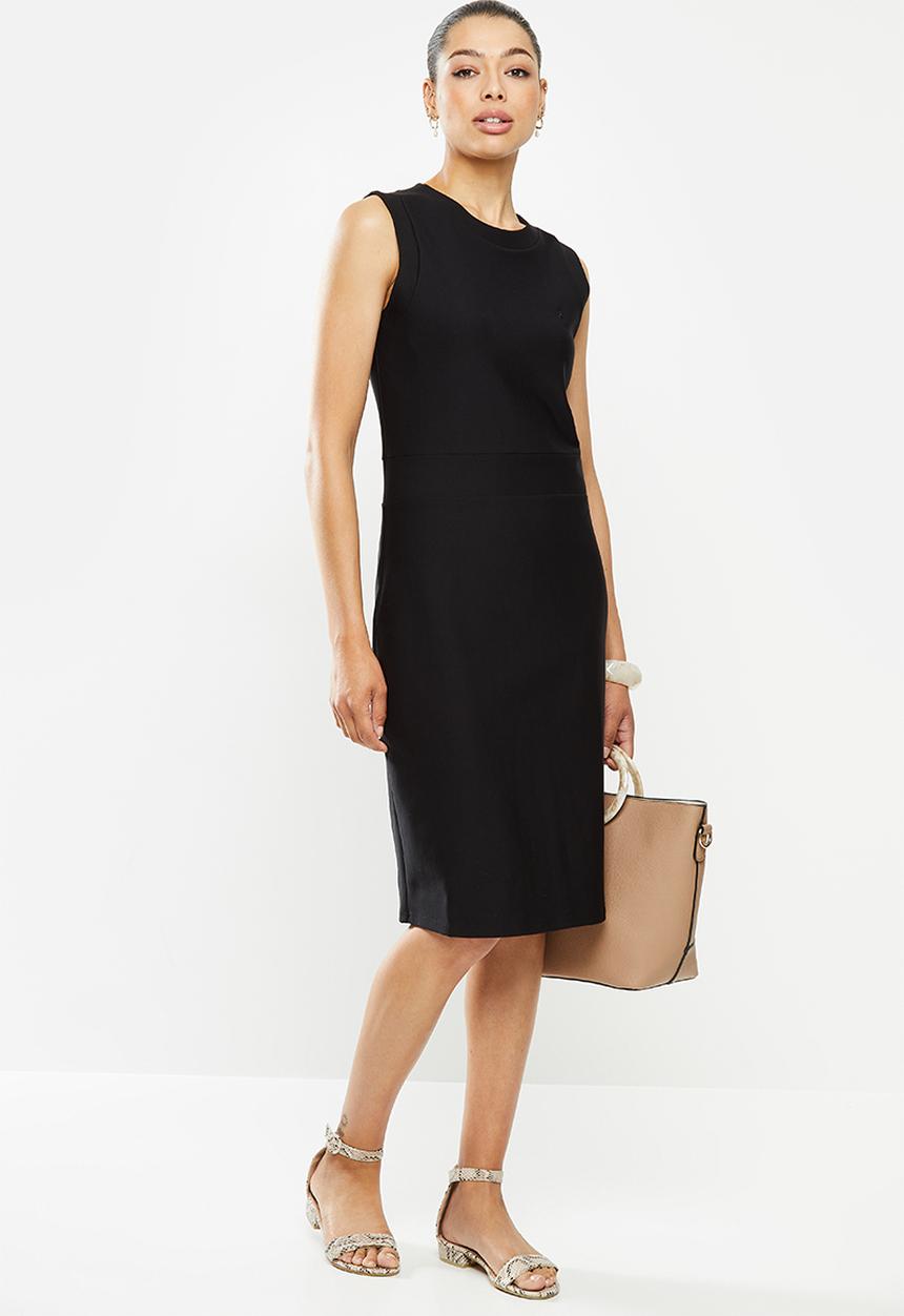 POLO - Excl sleeveless bodycon dress - black