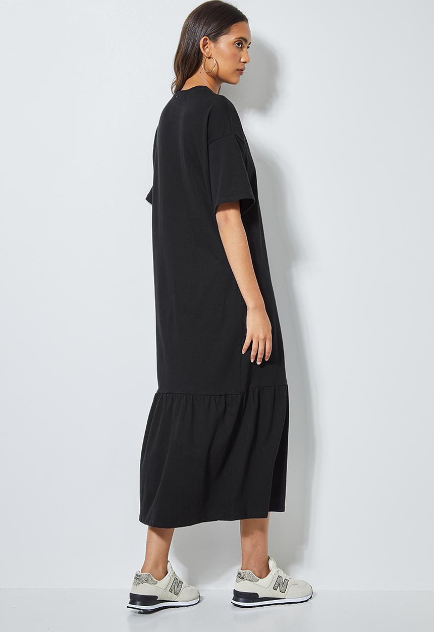 Superbalist - Tiered knit midi - black