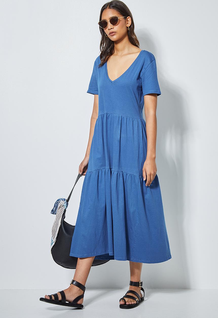 Superbalist - V-neck tiered dress - blue 