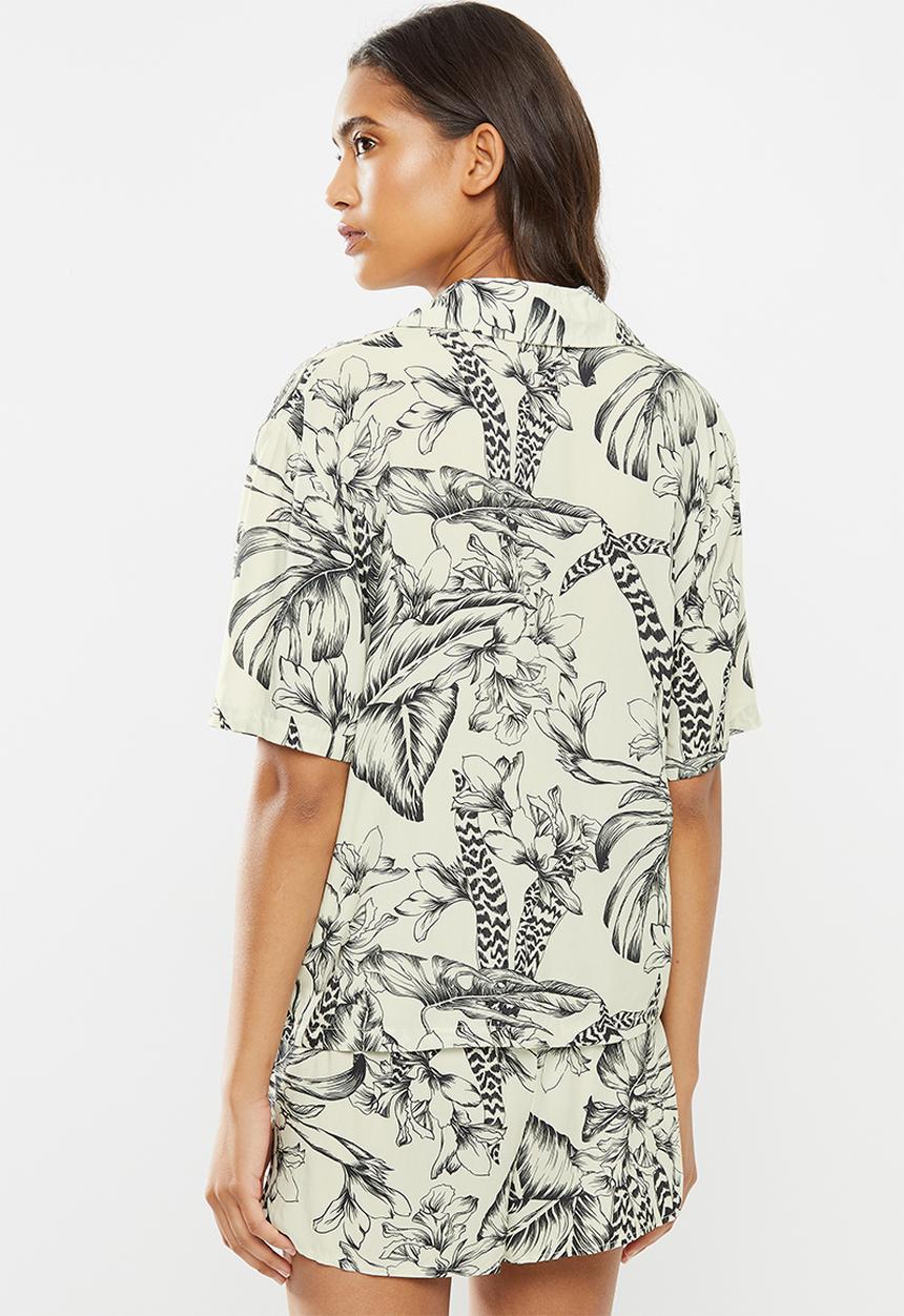Superbalist - Sleep shirt & shorts set - black & neutral