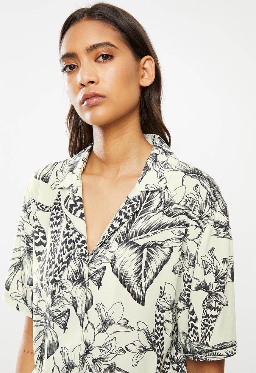 Superbalist - Sleep shirt & shorts set - black & neutral