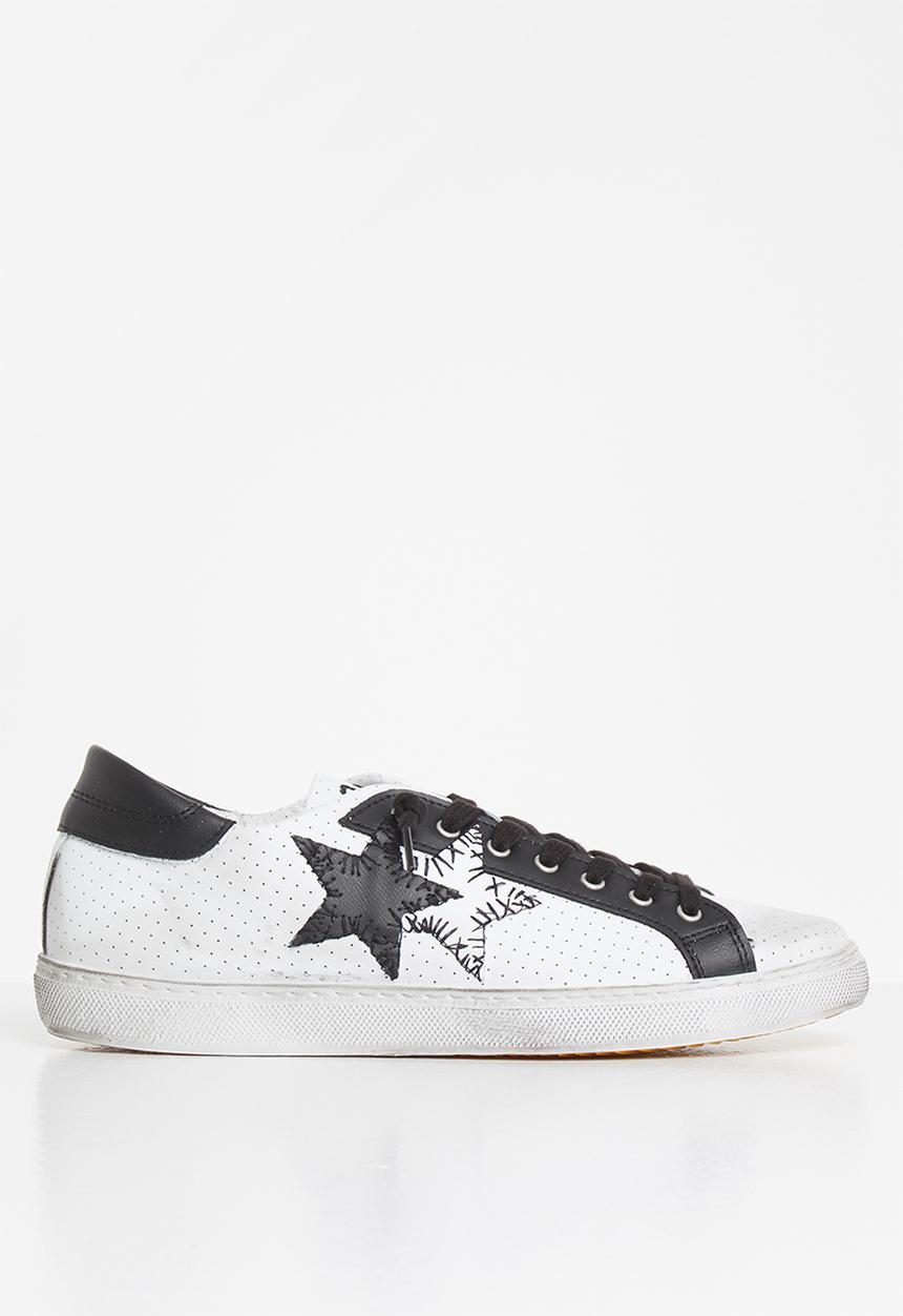 2STAR - 2sd 1823 - white & black