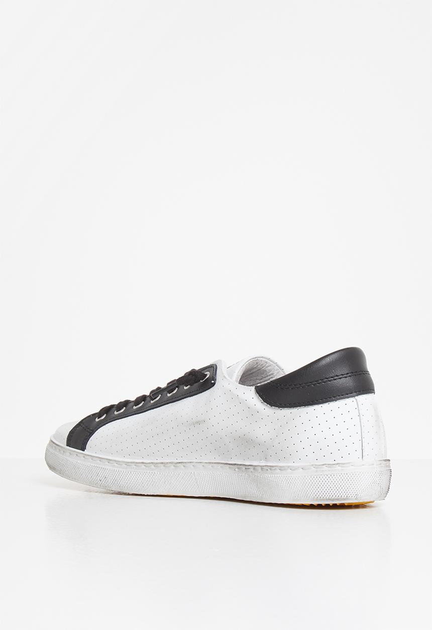 2STAR - 2sd 1823 - white & black