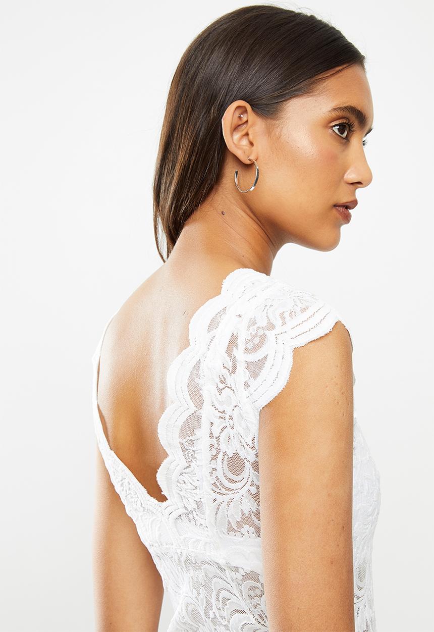 ONLY - Alba short sleeve v-neck top - white