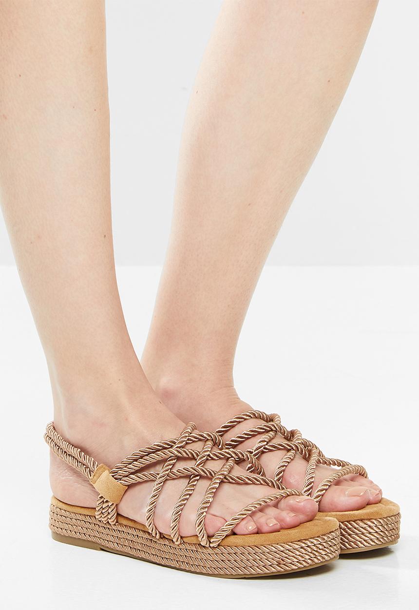 Plum - Bina sandal - tan