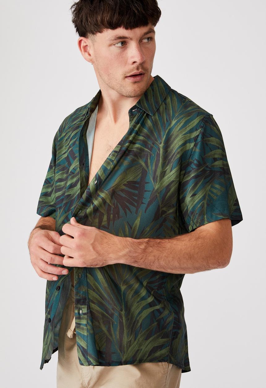 Cotton On - Short sleeve resort shirt - the fronz