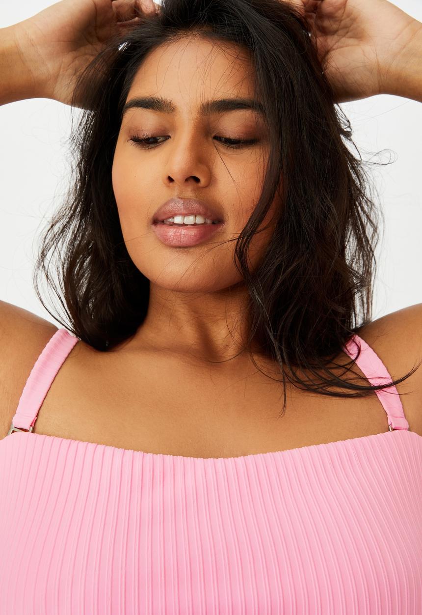 Cotton On - Curve bandeau bikini top - strawberry rib