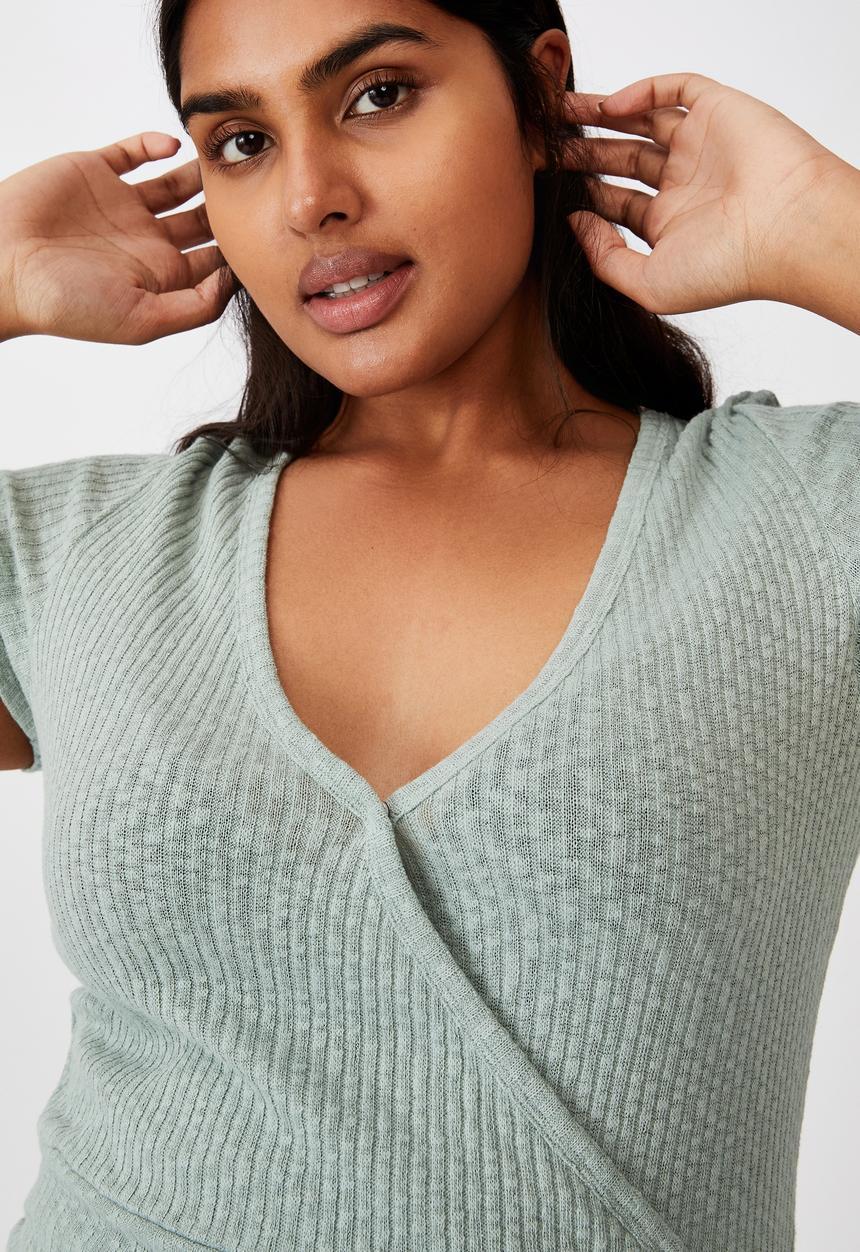 Cotton On - Curve tonya v cross over short sleeve top - lush green