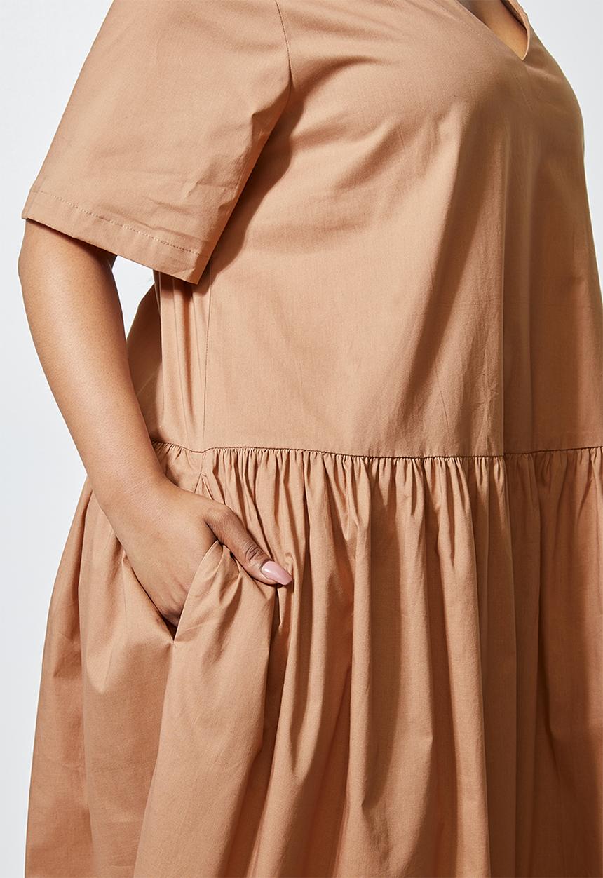 Superbalist - Dropped waist pocket detail dress - tan