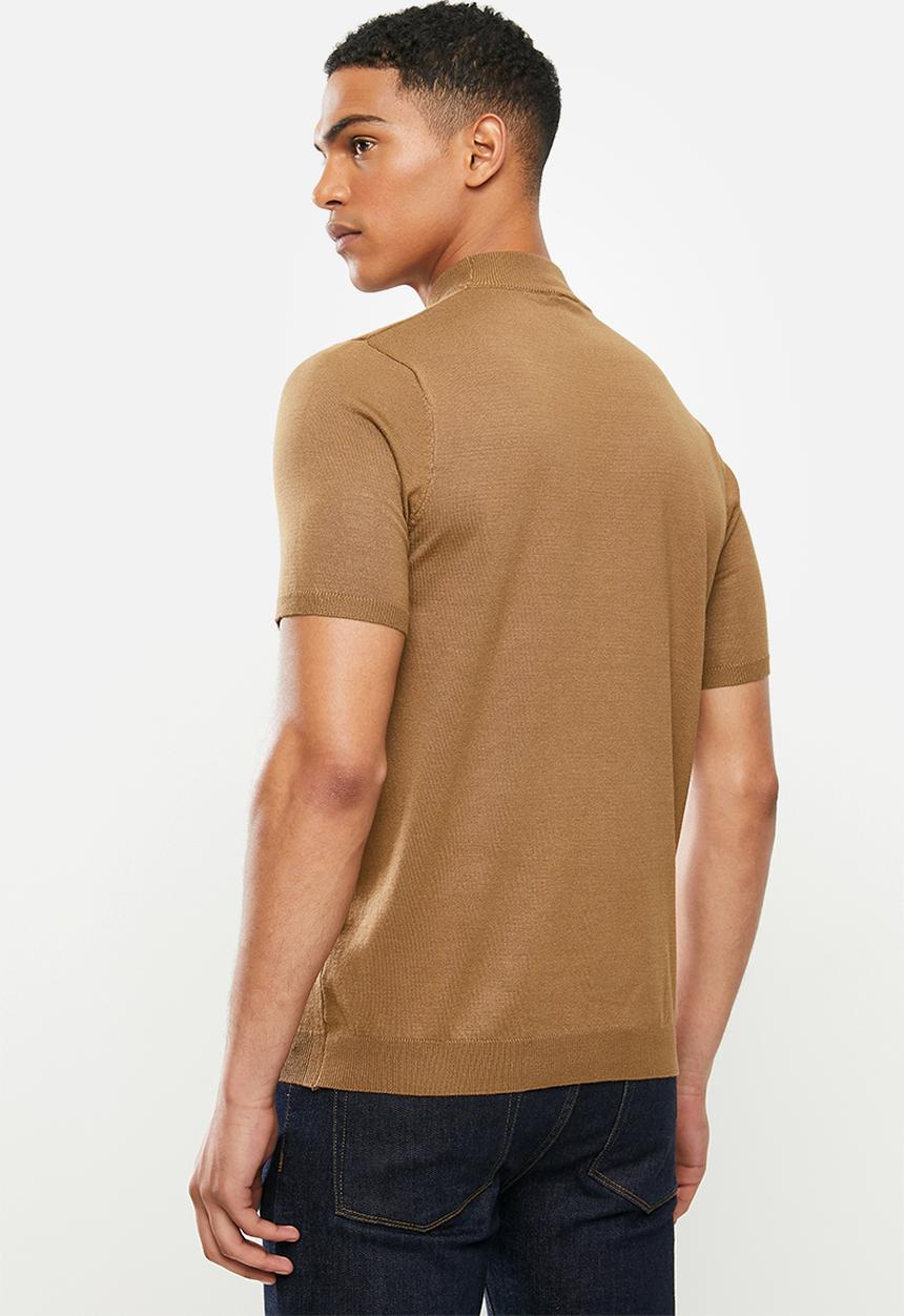 Jonathan D - Short sleeve knitted turtle neck tee - camel