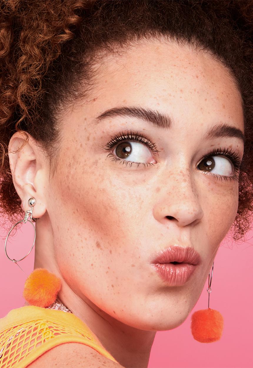 Benefit Cosmetics - BYOB: Bring Your Own Beauty 