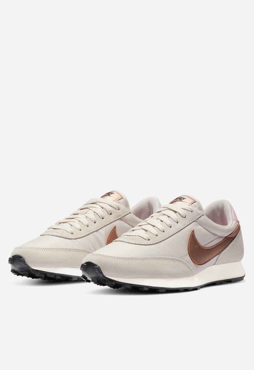 Nike - Nike dbreak-type  - lt orewood brn/mtlc red bronze-black