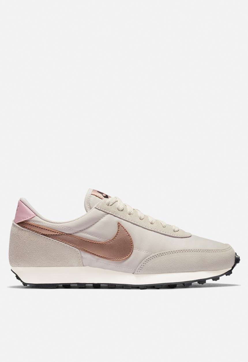 Nike - Nike dbreak-type  - lt orewood brn/mtlc red bronze-black