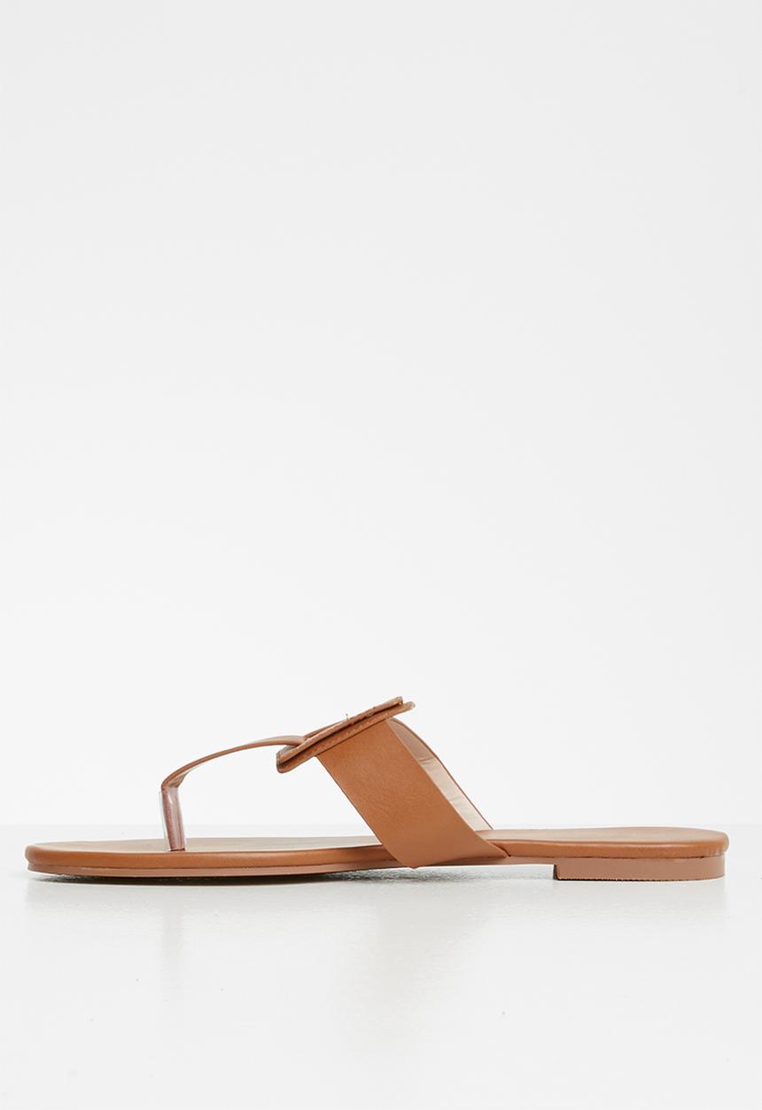 edit - Luca T-bar sandal - tan