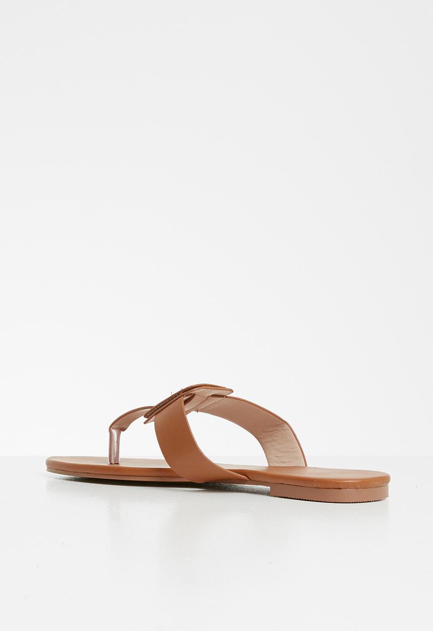 edit - Luca T-bar sandal - tan