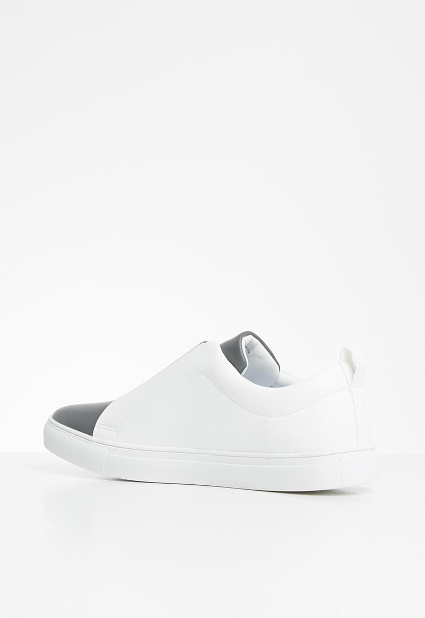 POLO - Boston gusset slip on sneaker - white