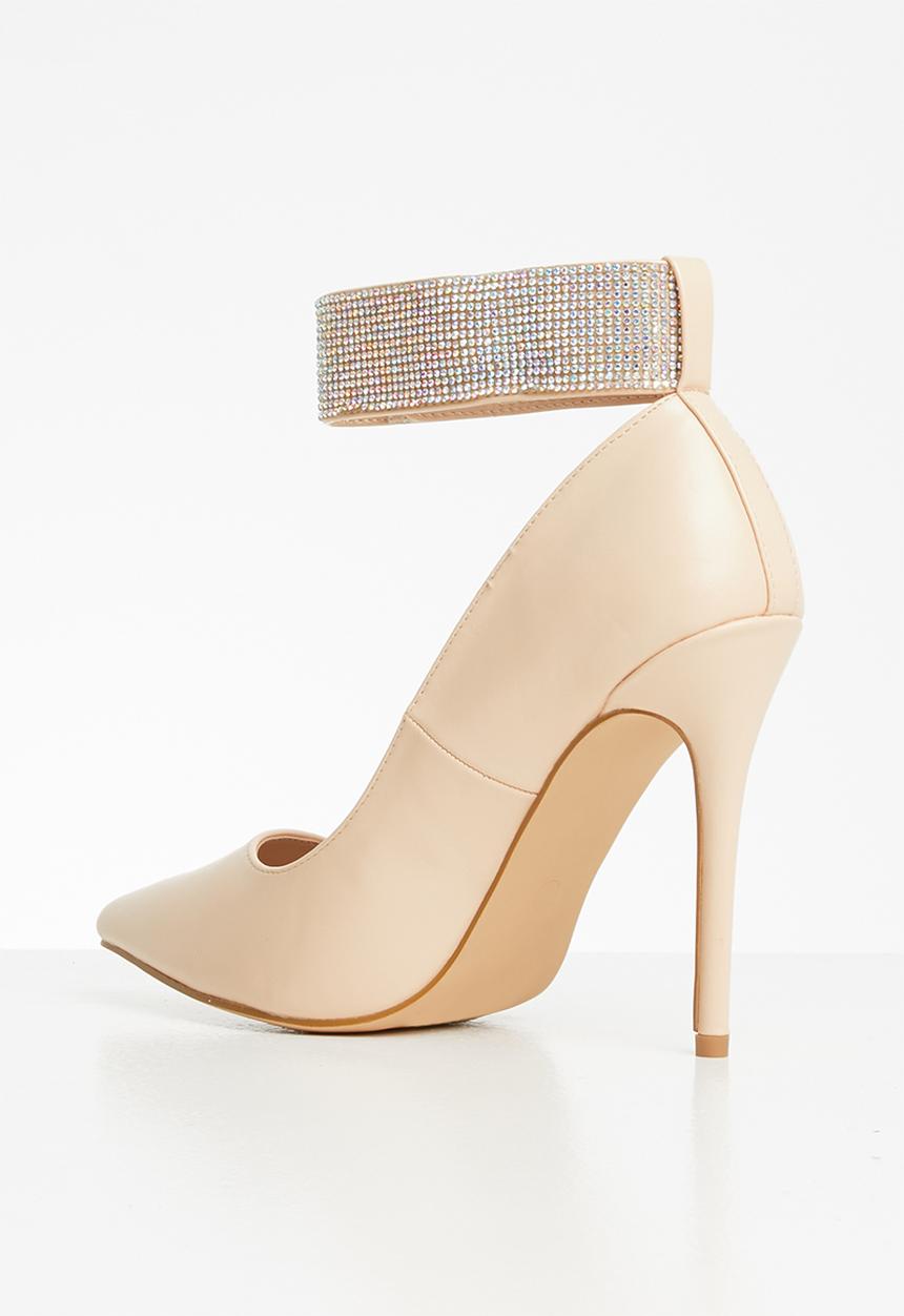SISSY BOY - Cuff love. court with diamanté ankle strap - neutral