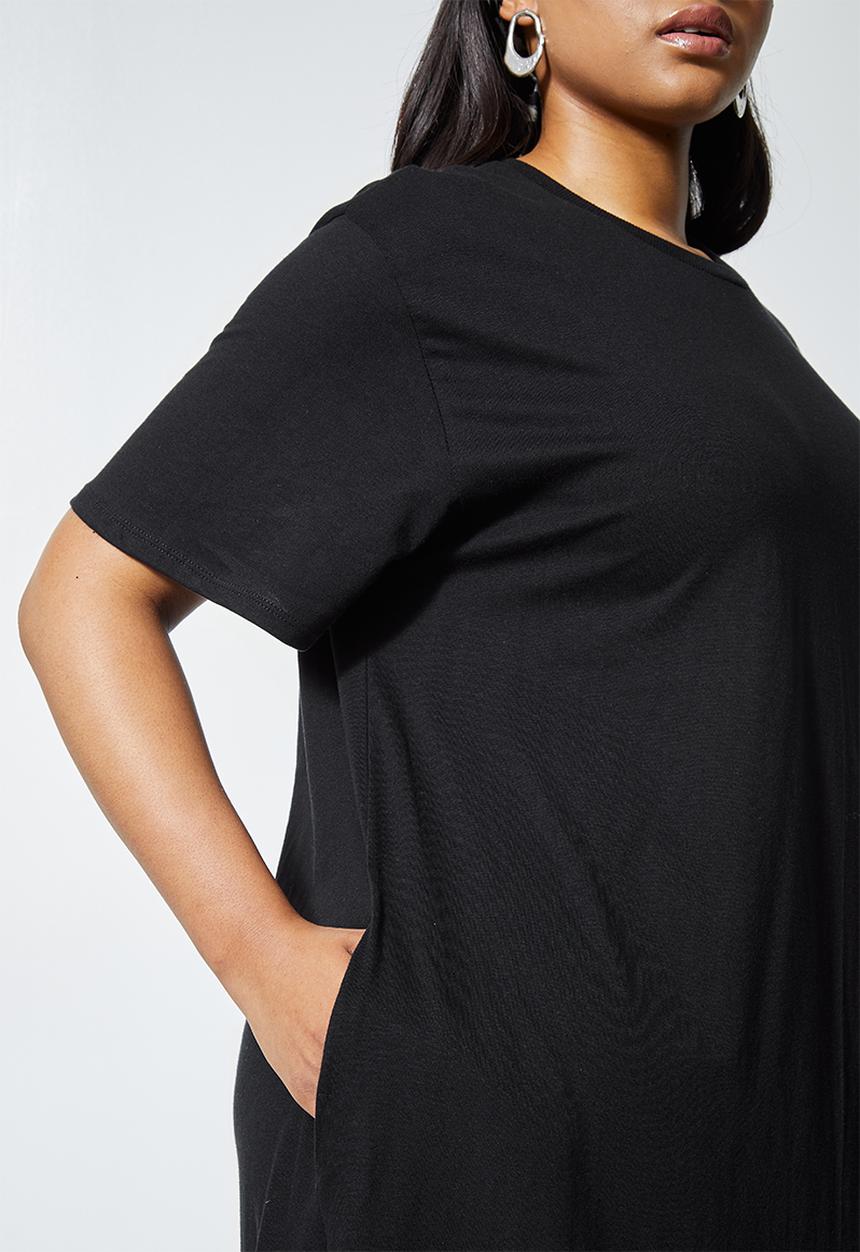 Superbalist - Trapeze pocket detail crew neck dress - black