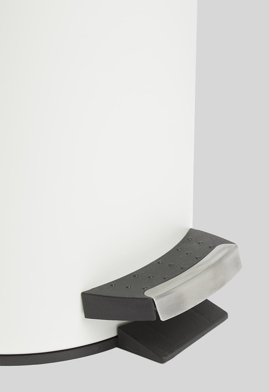 Bathroom Solutions - Powder coated pedal bin - white