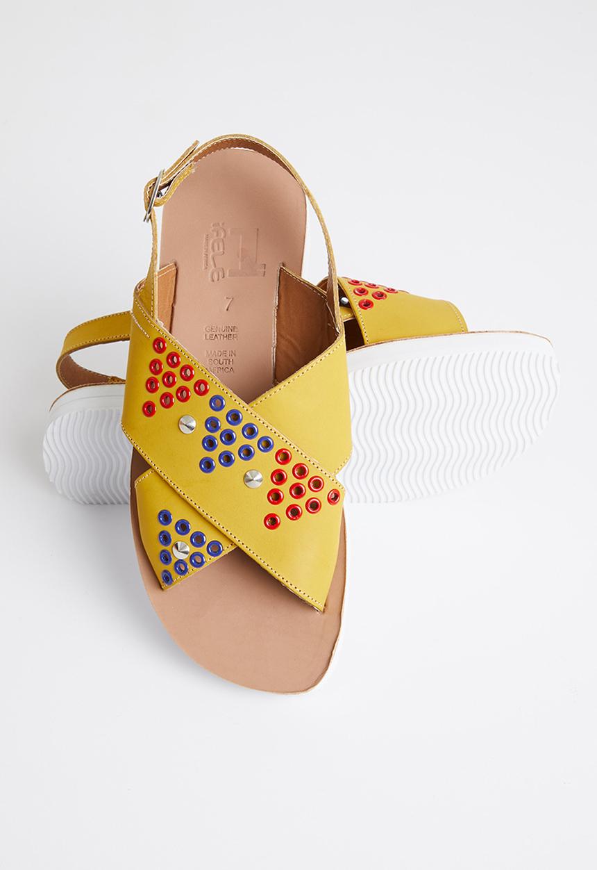 iFELE - Abantu platform leather sandal - yellow