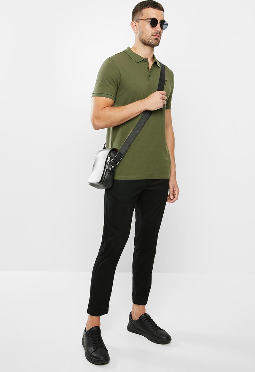 GUESS - Short sleeve Guess classic golfer - olive