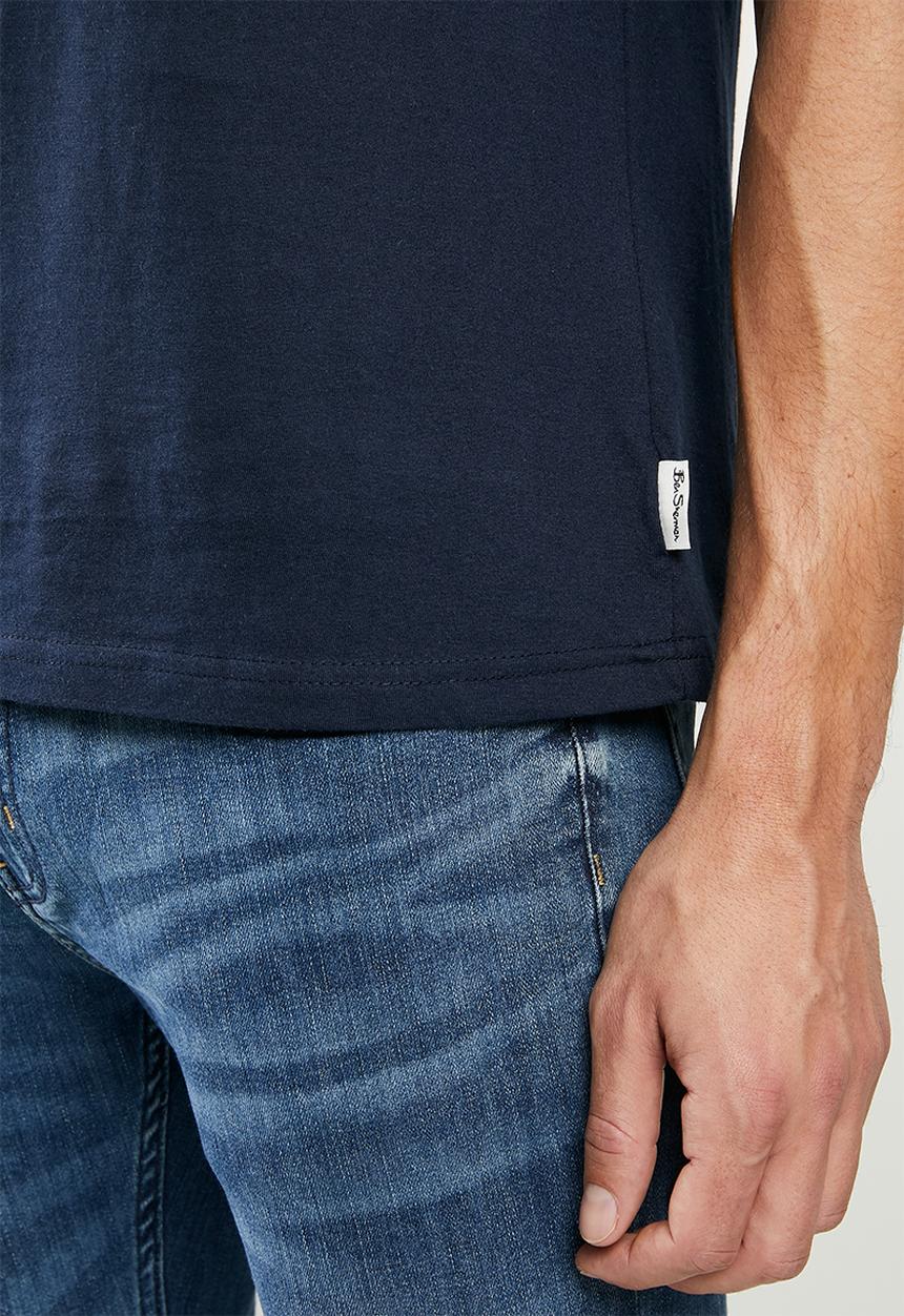 Ben Sherman - Squares slogan tee - navy