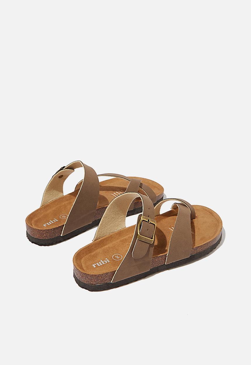 Cotton On - Rex soft toe loop slide - brown nubuck