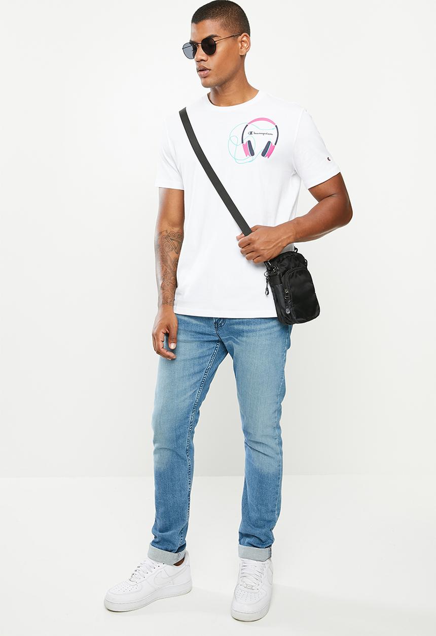 Champion - Chest logo crew neck T-shirt - white