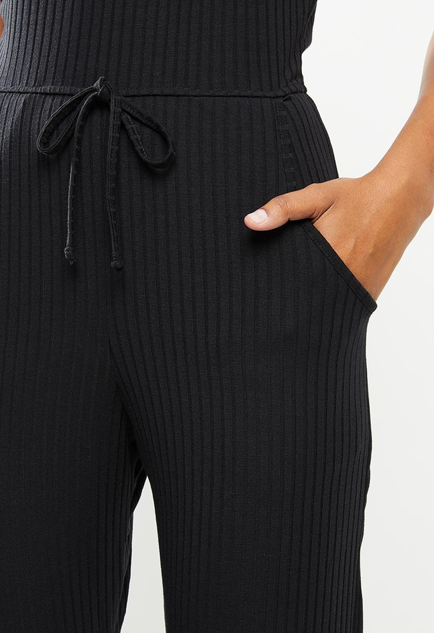 Missguided - Rib sleeveless jogger tie waist jumpsuit - black