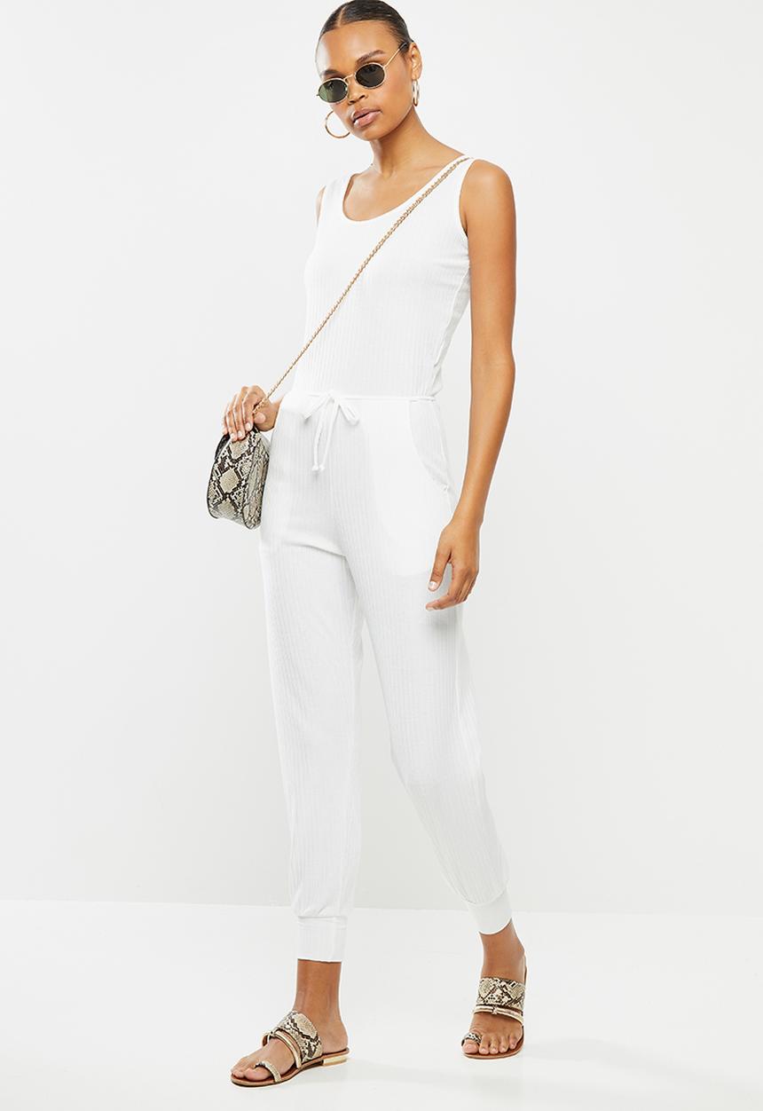 Missguided - Rib sleeveless jogger tie waist jumpsuit - cream 