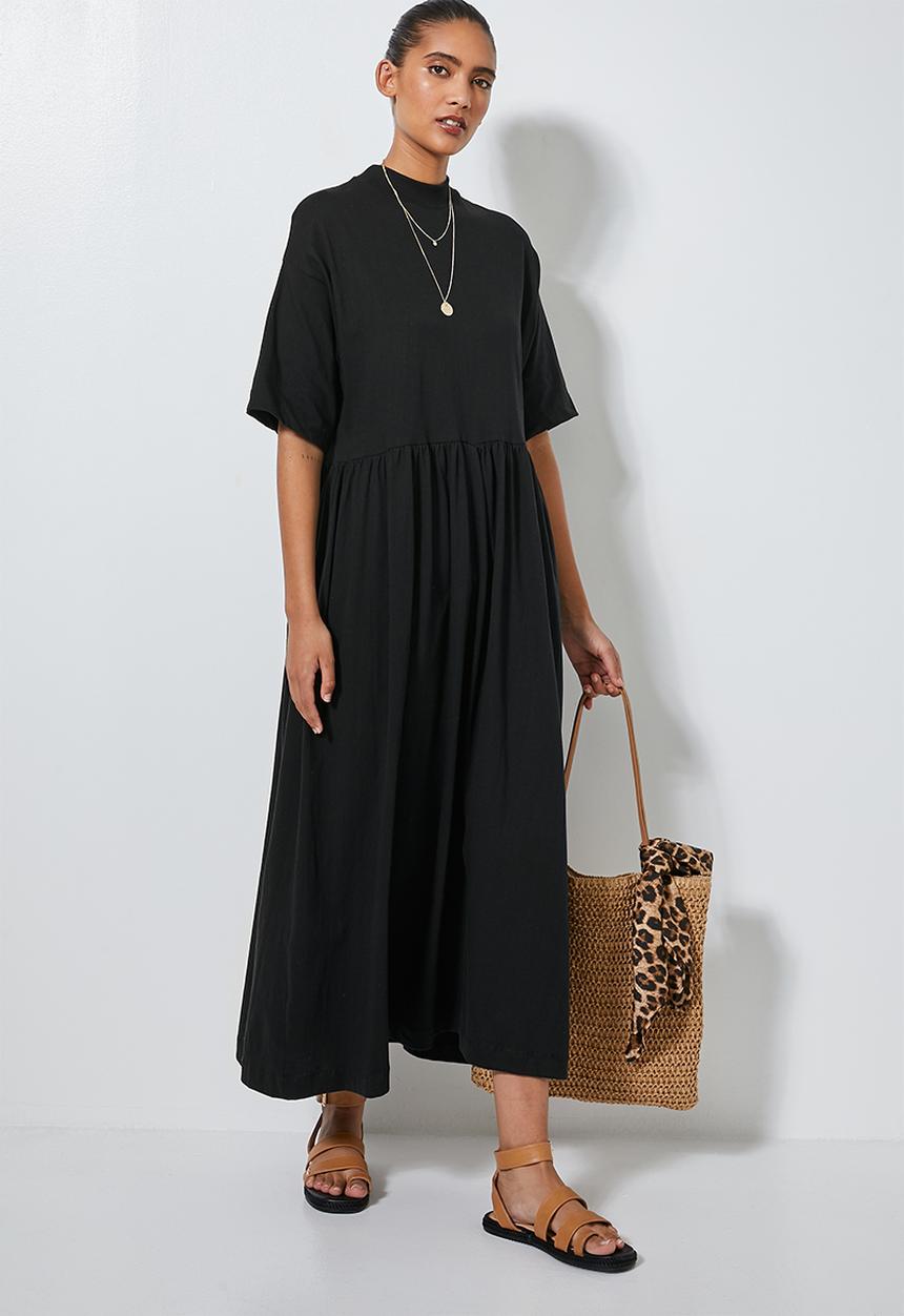 Superbalist - Babydoll T-shirt dress - black