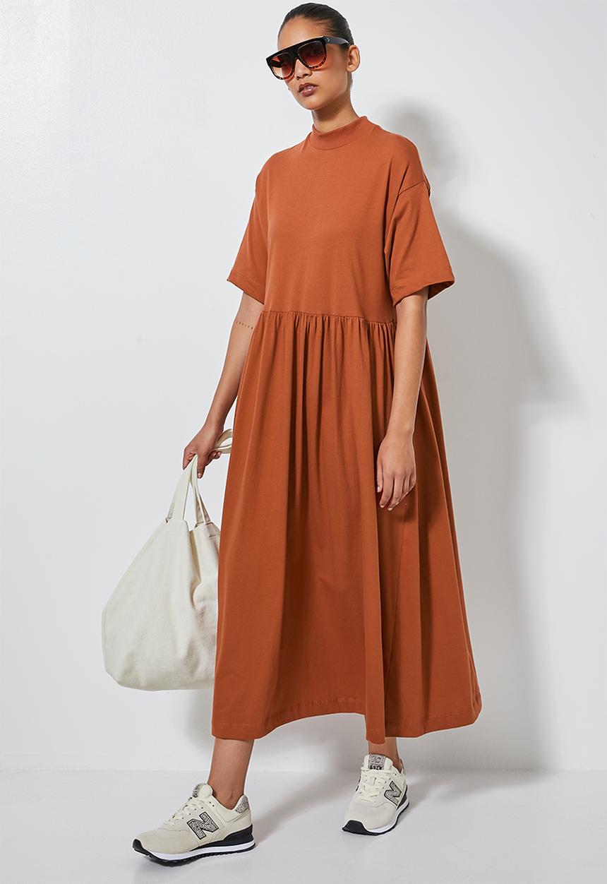 Superbalist - Babydoll T-shirt dress - rust