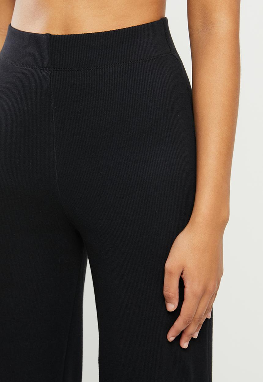 Blake - Rib culotte pant - black