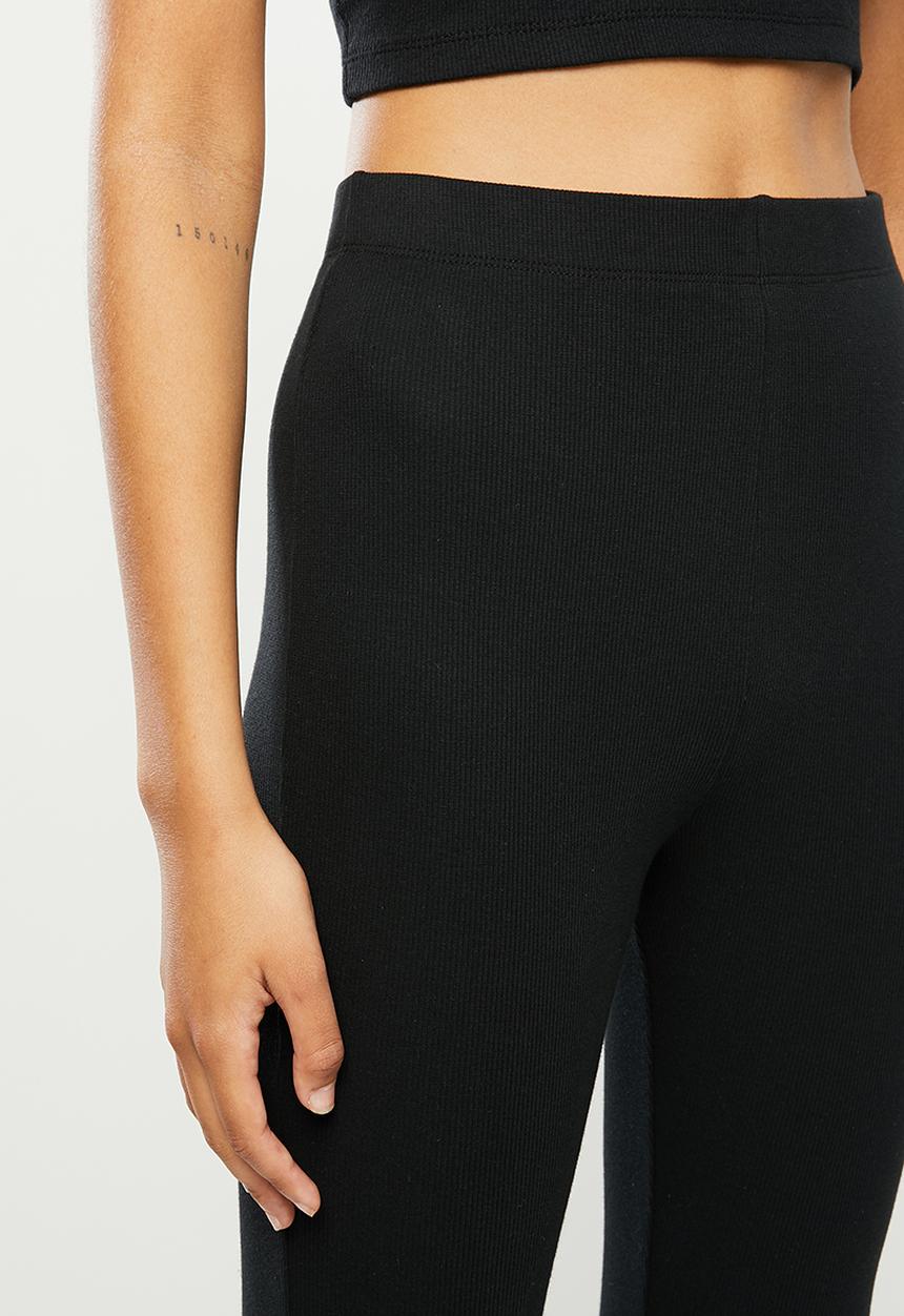 Blake - Ribbed flare pant - black